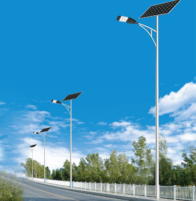 1742828123952659.jpg 阿拉尔太阳能路灯.jpg